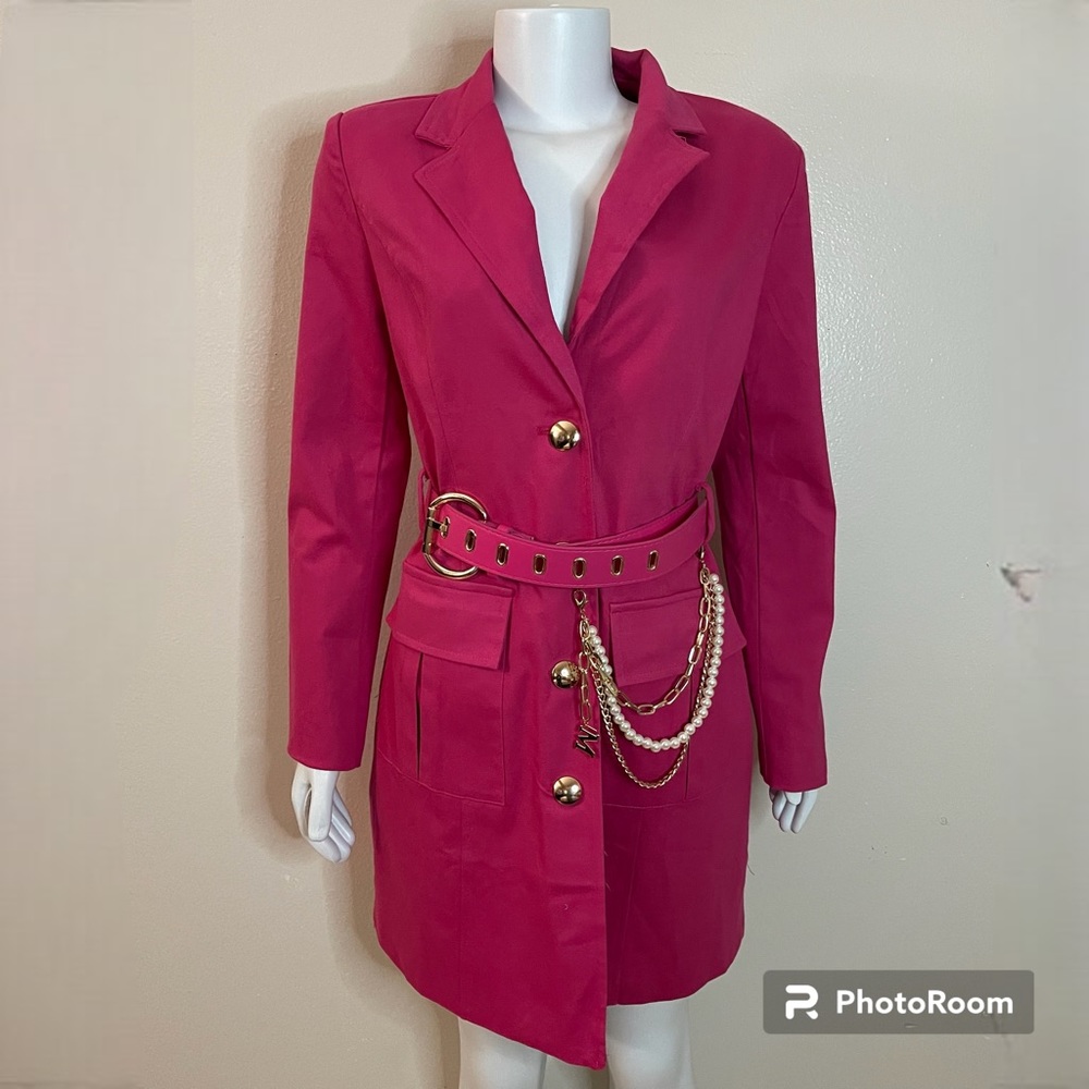 Fuchsia single breasted over the knee chain belted trench coat